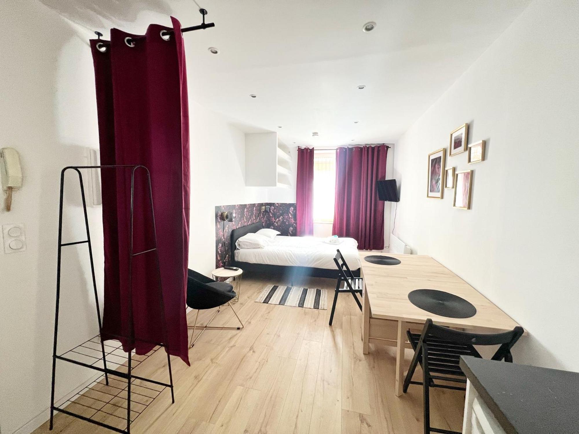 Appartement Le Stalingrad - Gare - Centre à Toulouse Extérieur photo